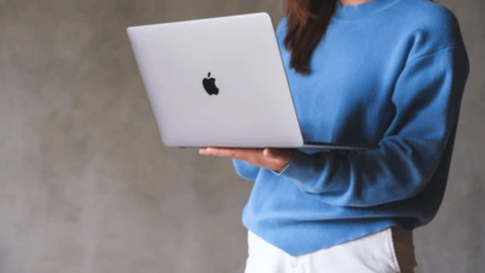 Read more about the article Er Din MacBook Langsom? 7 Hurtige Løsninger, Før Du Går I Panik